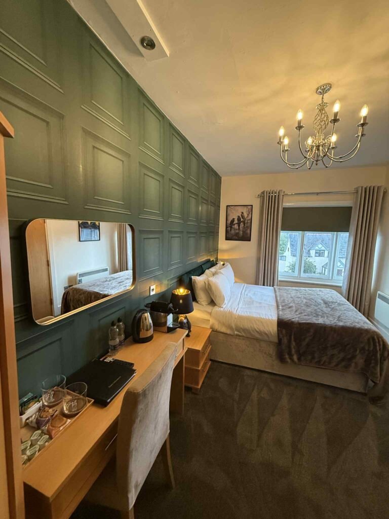 12035247 7c7d 496e ab2a 35706e926a33