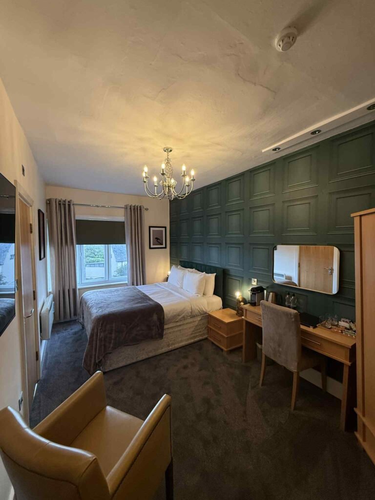 a404168d 18ae 4e98 a7ae 2edf18a97349